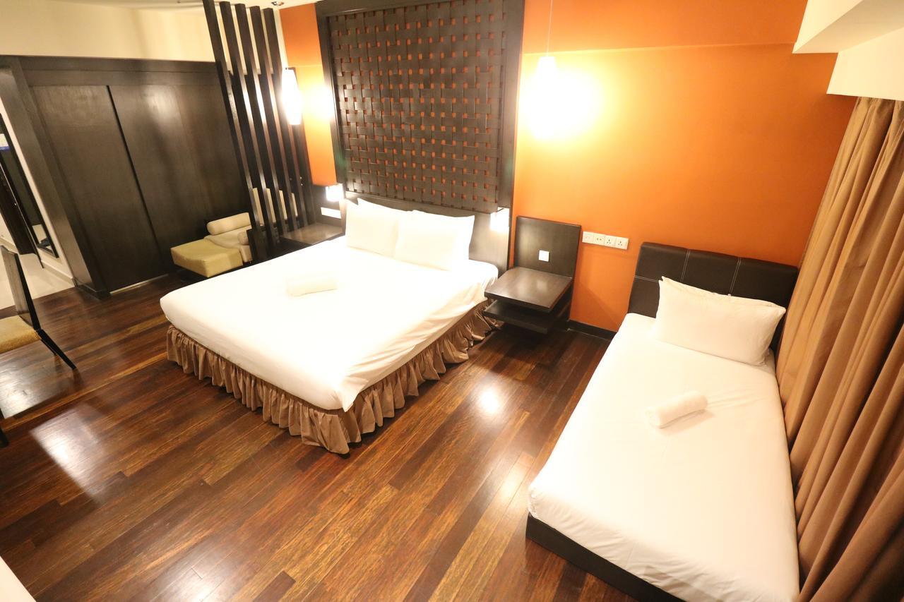 Millennium Suite At Pyramid Tower Petaling Jaya Exterior foto